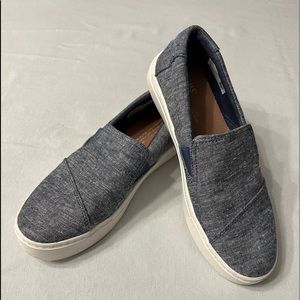 Tom’s Classic Avalon Navy Slip-On Sneakers